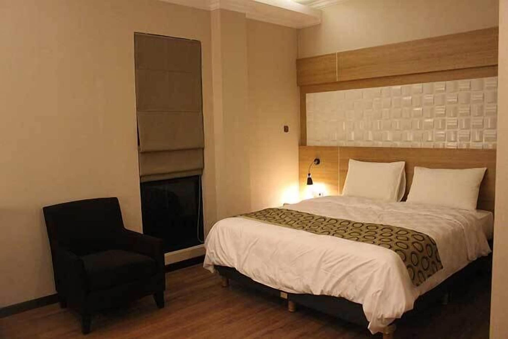 Fontana Hotel Jakarta Extérieur photo